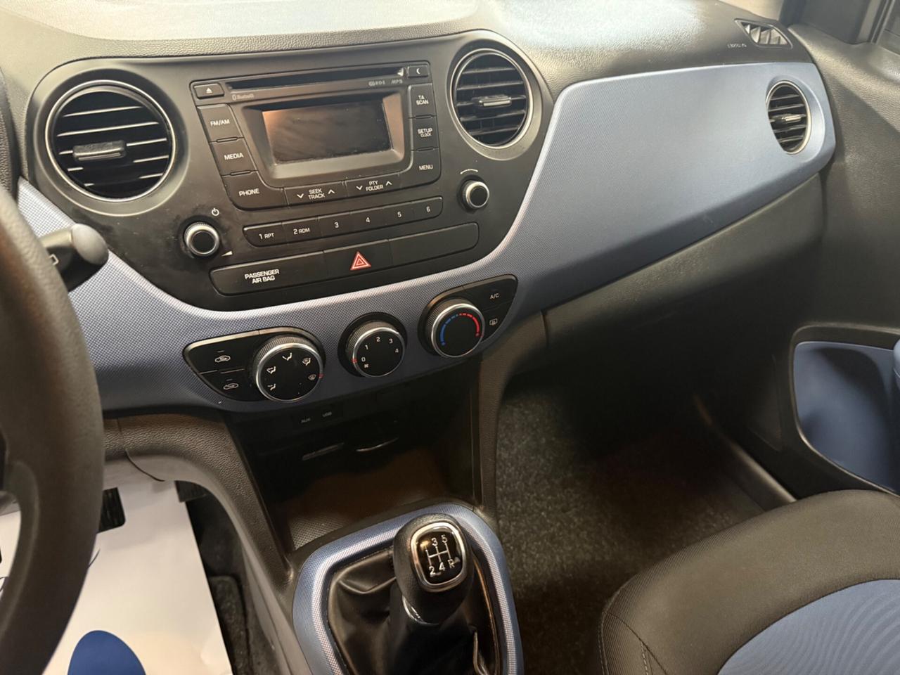 Hyundai i10 1.0 MPI Login 66CV Ok Neopatentati