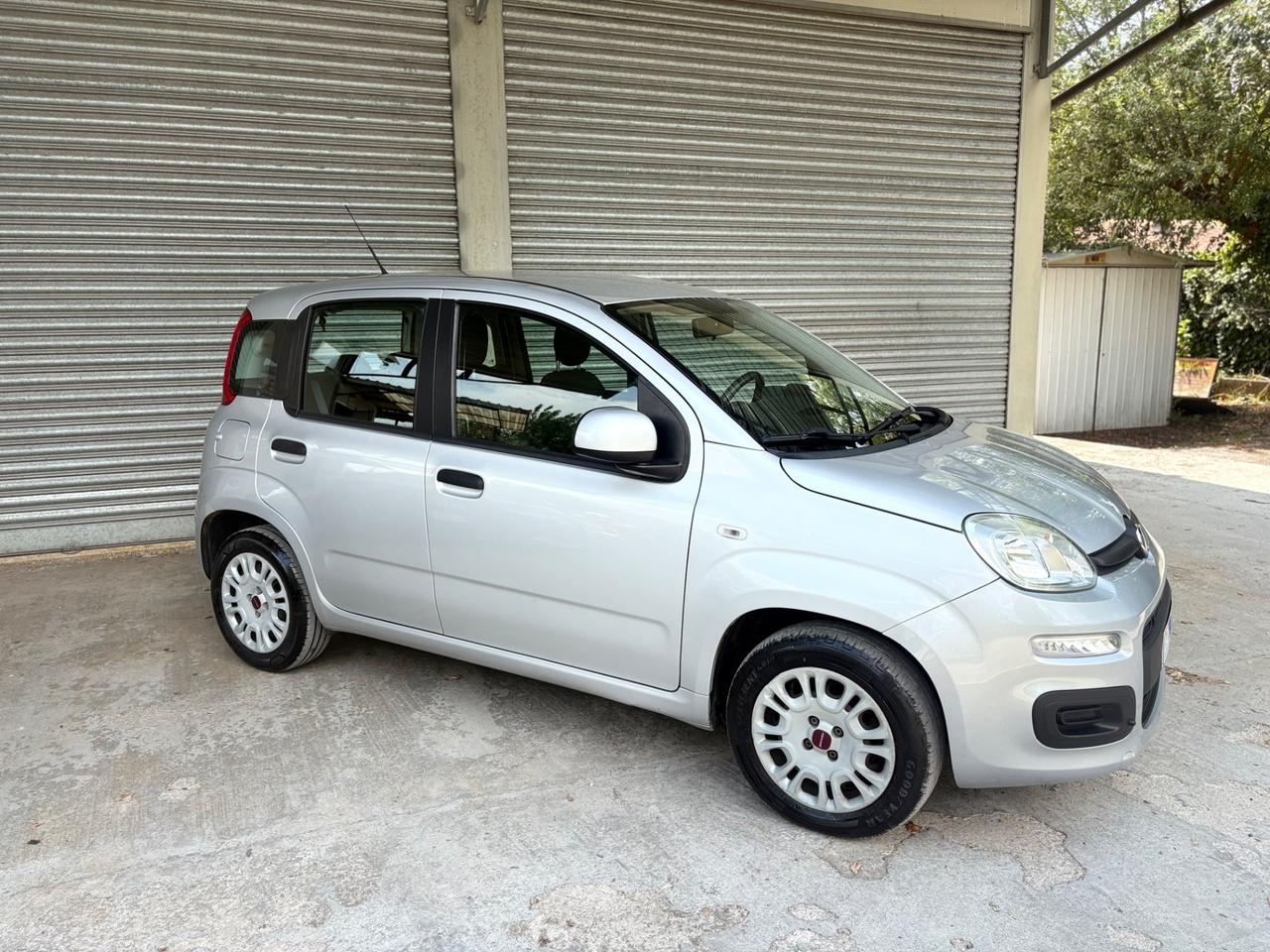 Fiat Panda 1.2 Lounge 5 POSTI