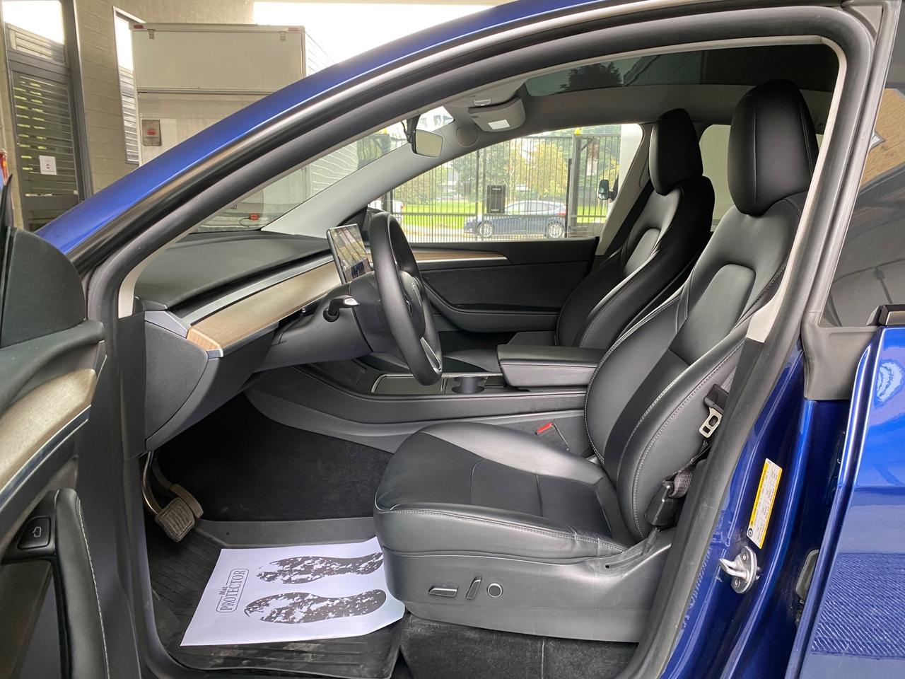 Tesla Model Y RWD Gancio Traino
