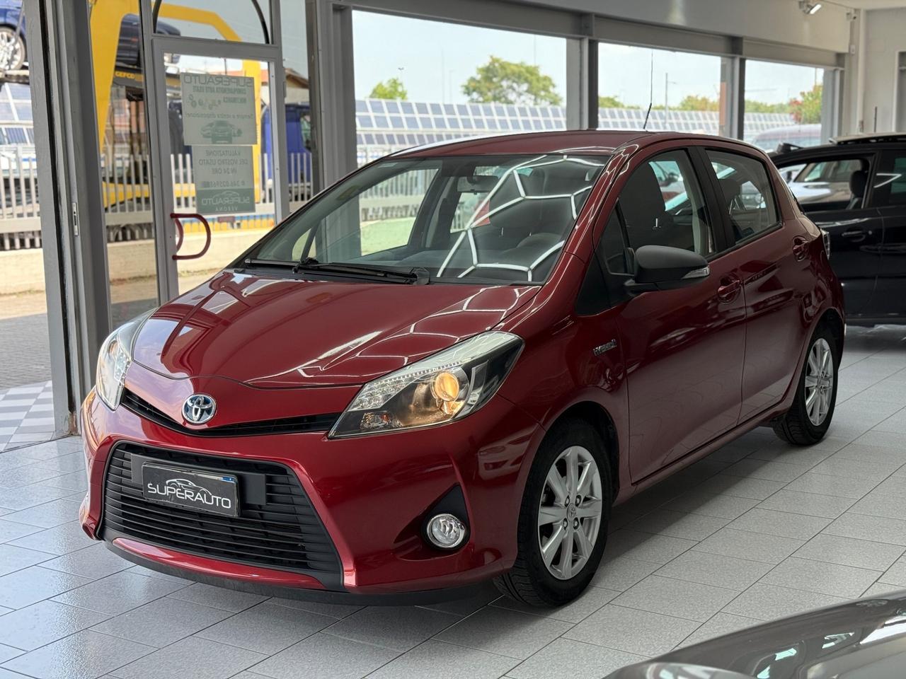 Toyota Yaris 1.5 Hybrid 5 porte Lounge