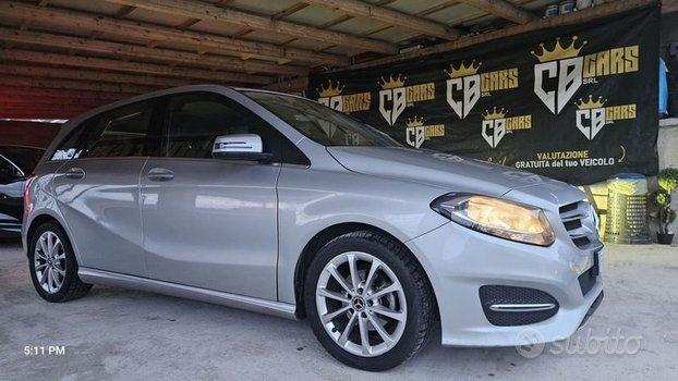 Mercedes-Benz Classe B MERCEDS B 180 D PREMIUM