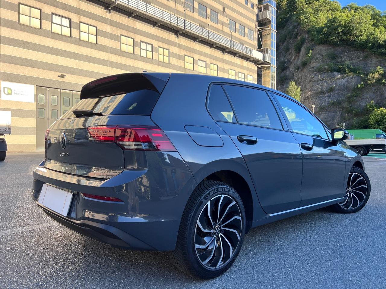 Volkswagen Golf 2.0 TDI DSG Style Unicoproprietario Perfetta