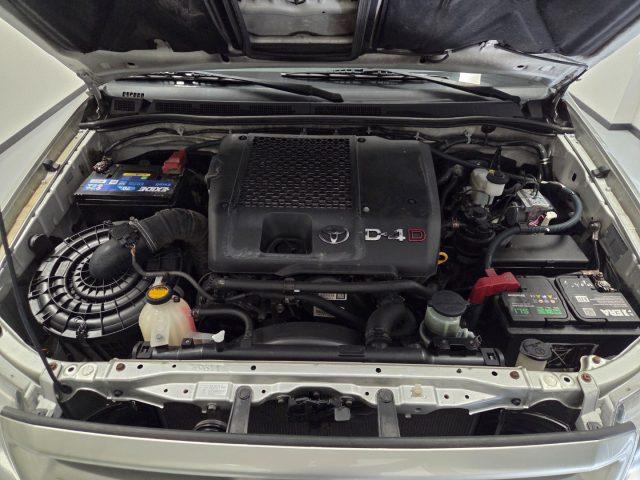TOYOTA Hilux 2.5 D-4D 4WD 2p. Extra Cab