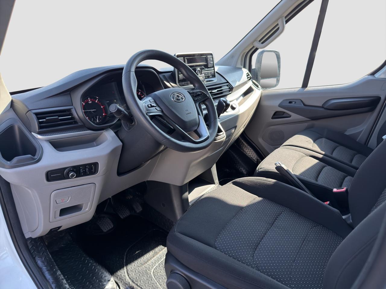 MAXUS Deliver9 2.0 CRDI 150CV RWD PL-RG Cabinato