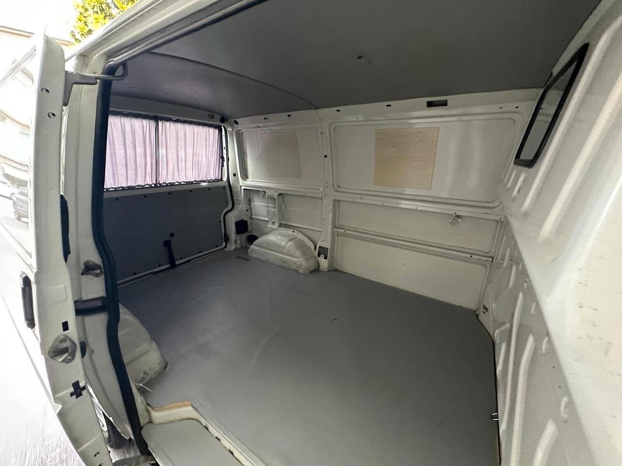Volkswagen transporter T4