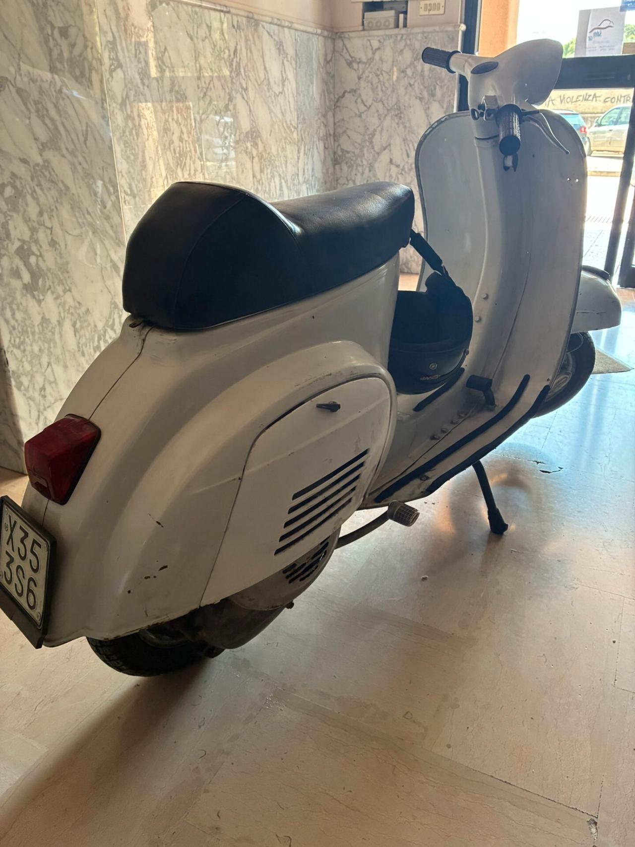 Piaggio Vespa 50 Special faro tondo -1964