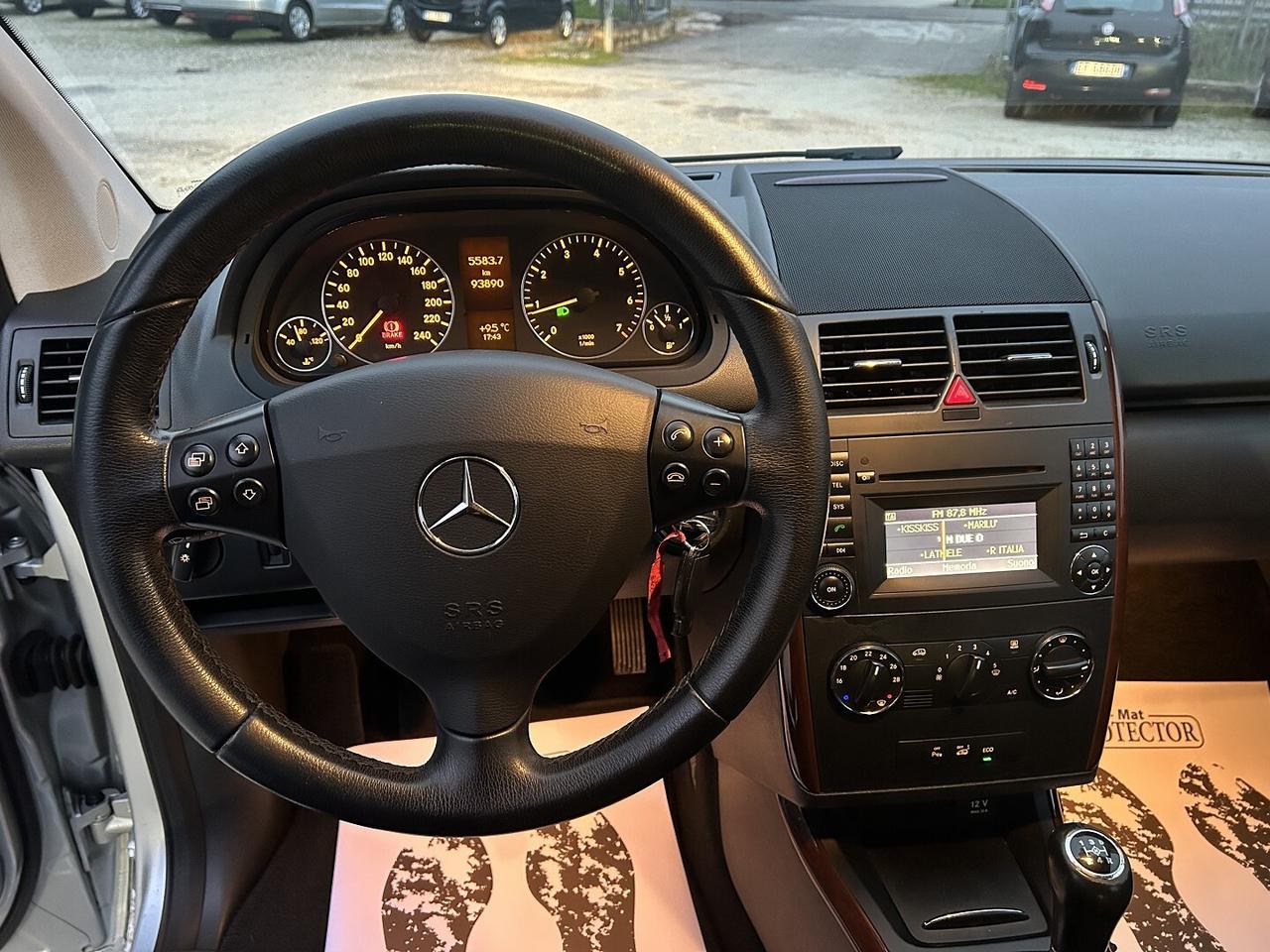 MERCEDES CLASSE A 160 95CV UNICO PROPRIETARIO