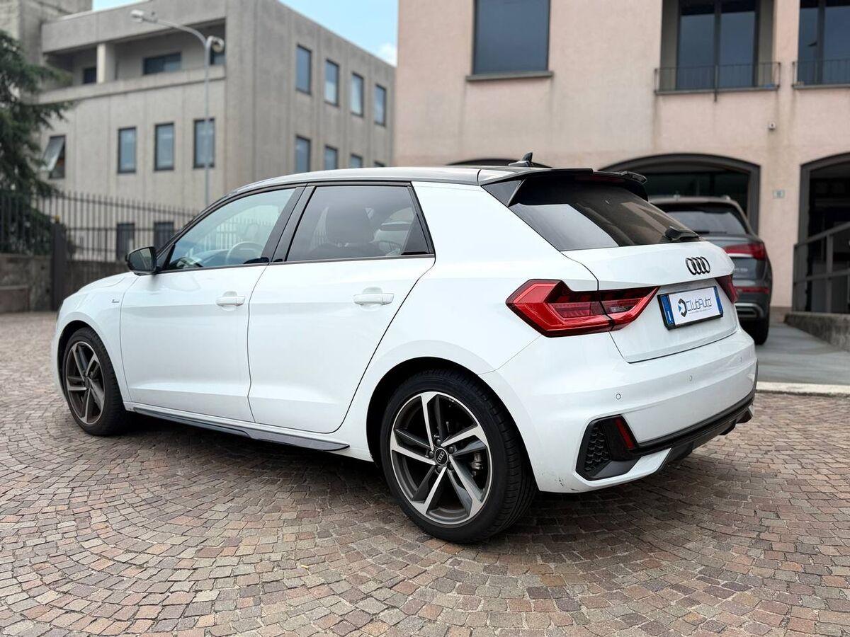 Audi A1 30 1.0 tfsi S line edition 116cv