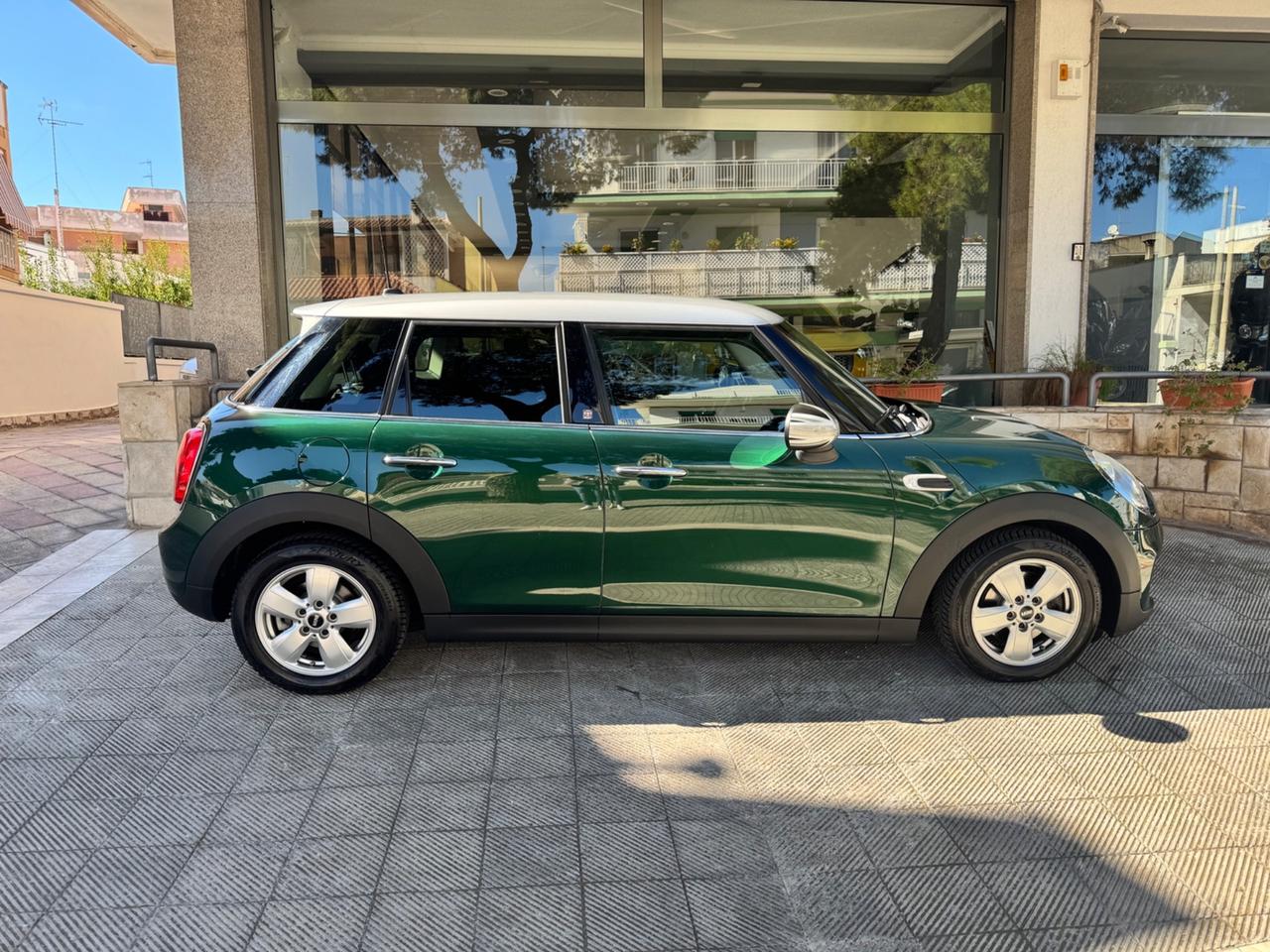 Mini 1.5 One D Business
