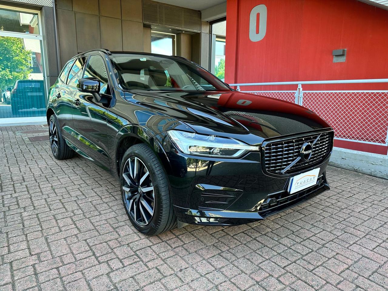 Volvo XC 60 R Design 2.0 B4 MHEV #6137