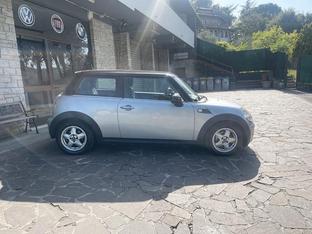 Mini 1.6 16V Cooper D NEO PATENTATI