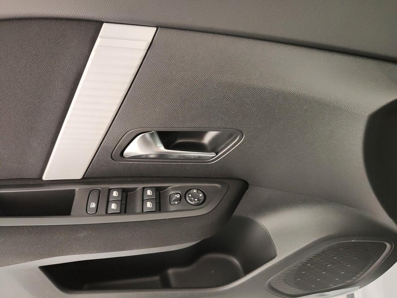 Citroen C4 Hybrid 136 e-DCS6 Plus