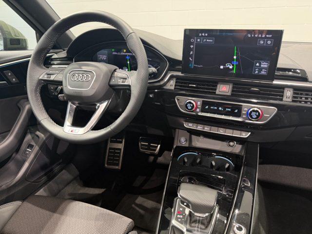 AUDI A4 Avant 40 quattro Stronic S line Sline TETTO/MATRIX