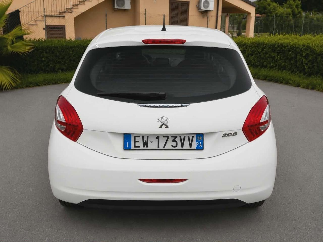 Peugeot 208 1.2 Benzina Allure – NUOVA