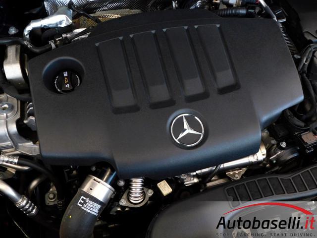 MERCEDES-BENZ GLA 200 D AUTOMATIC PREMIUM TECH-PACK AUTOMATICA 8G-DTC