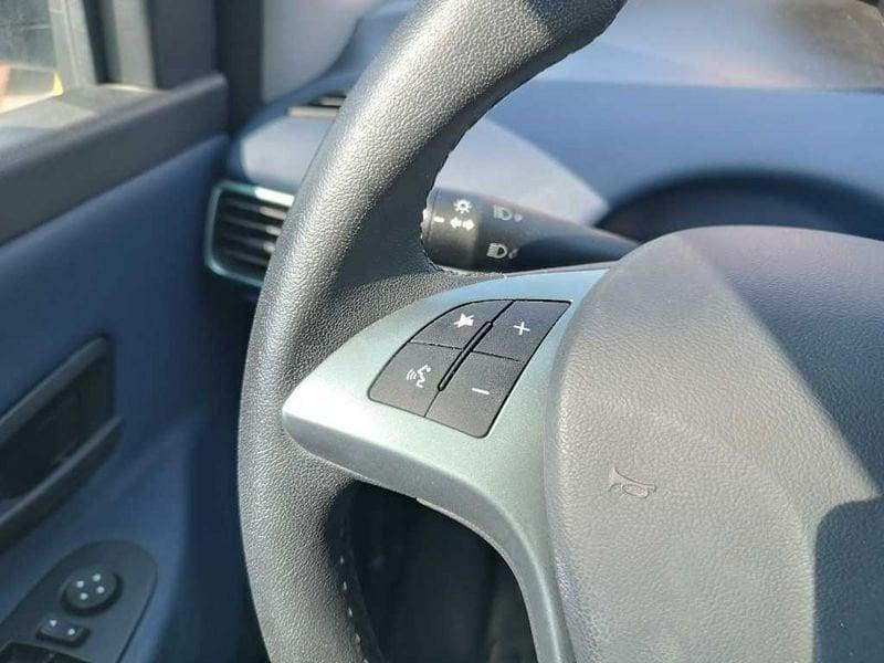 Lancia Ypsilon New 5 porte My24 1.0 Firefly 70 CvStart&Stop Hybrid Oro
