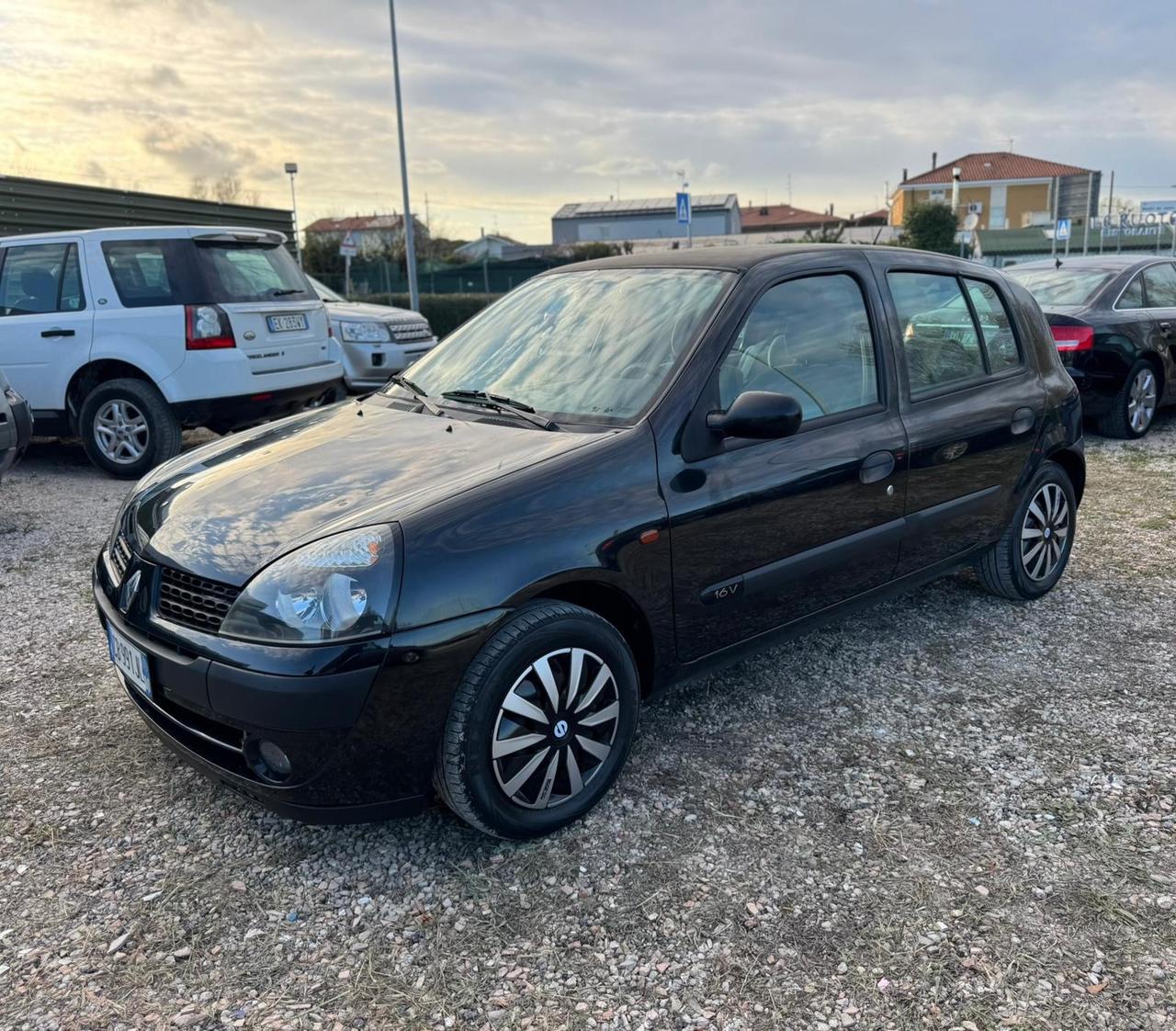 Renault Clio 1.2 16V cat 5 porte Privilège