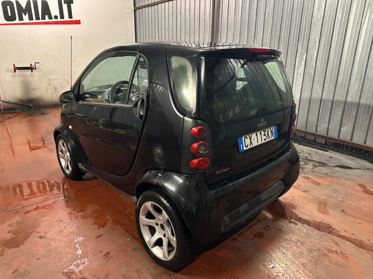 Smart ForTwo 700 coupé pulse pochi km