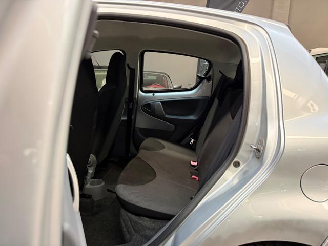 TOYOTA Aygo 1.0 12V VVT-i 5 porte Sol
