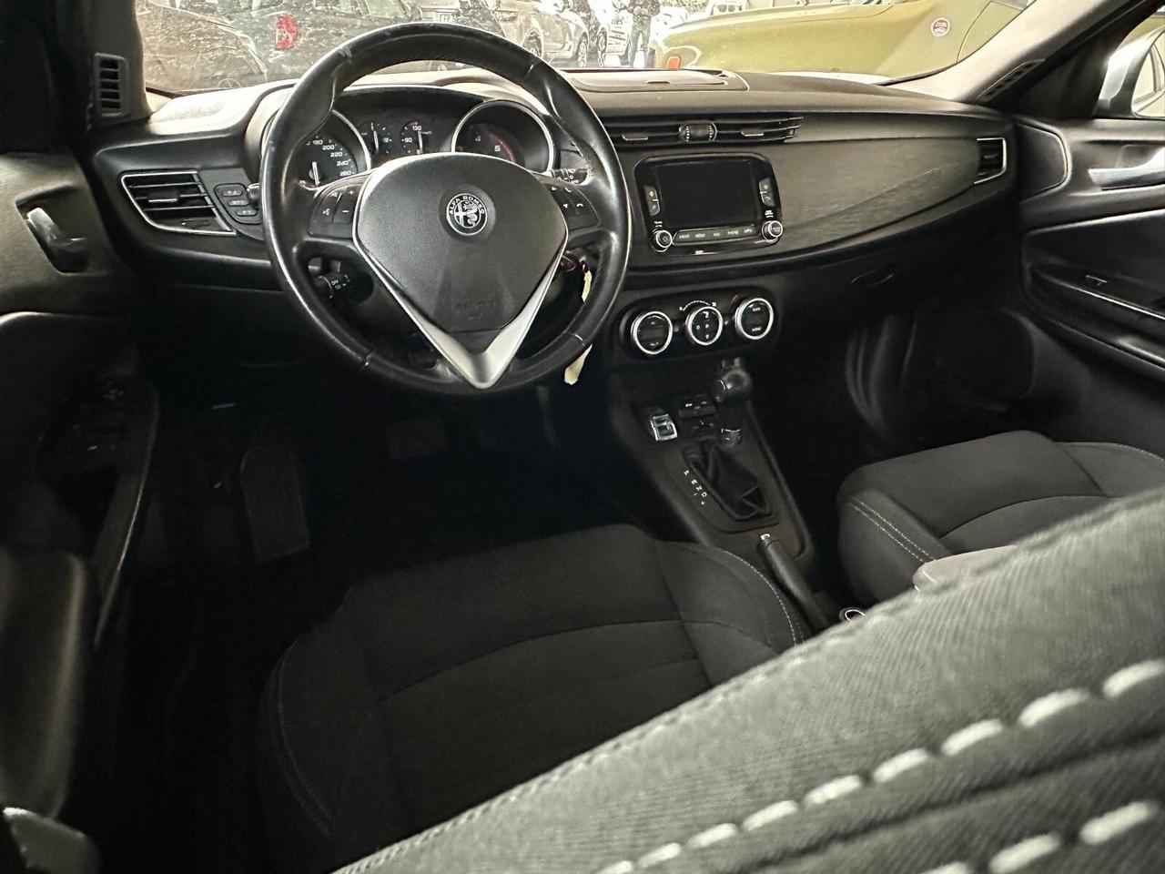 Alfa Romeo Giulietta 1.6 JTDm TCT 120 CV C. AUTOMATICO