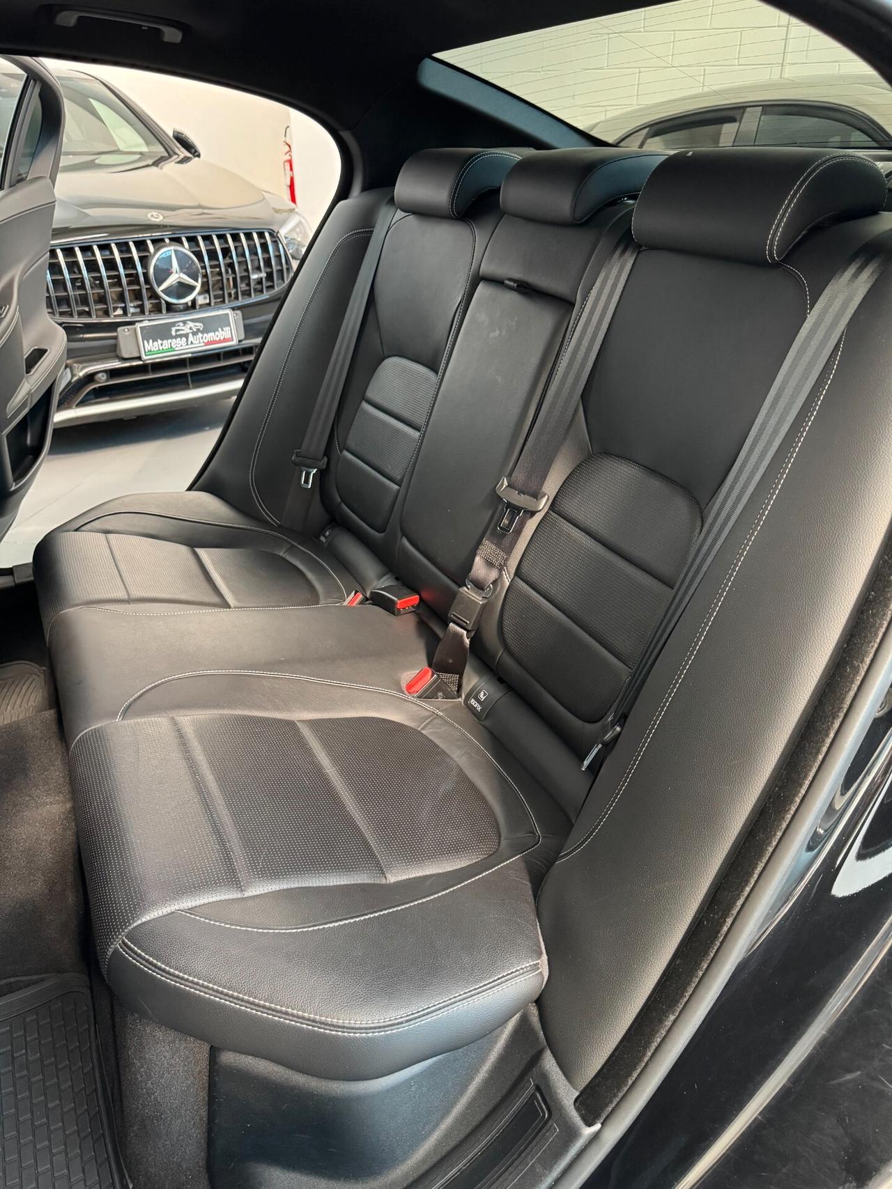 Jaguar XE Landmark Edition awd 2.0cc 180cv Unico proprietario Tagliandi ufficiali IVA Esposta