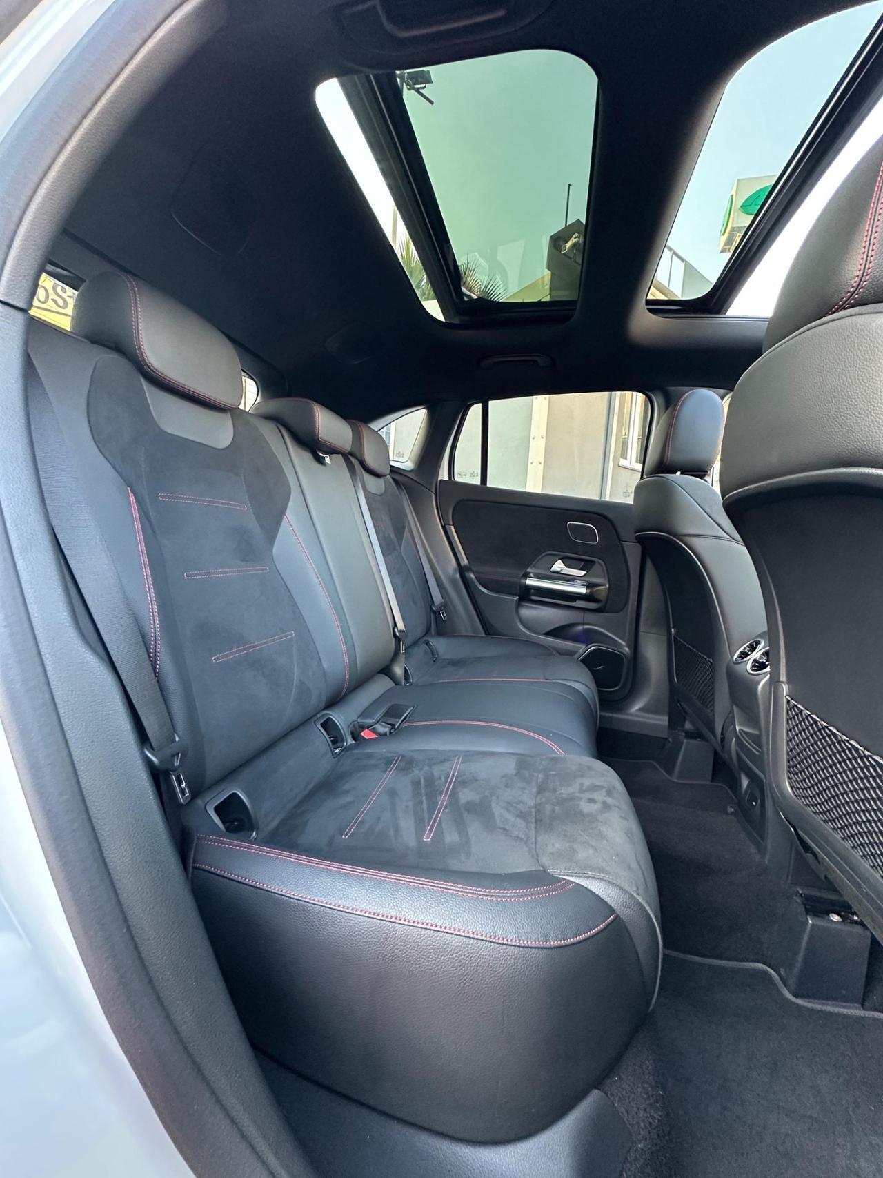 Mercedes GLA 220D 4 MATIC PREMIUM AMG NIGHT EDITION