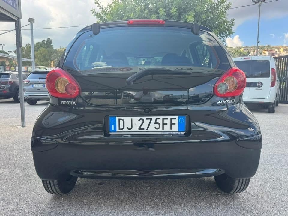 TOYOTA AYGO 1.0 12V VVT-i 5 porte Sol
