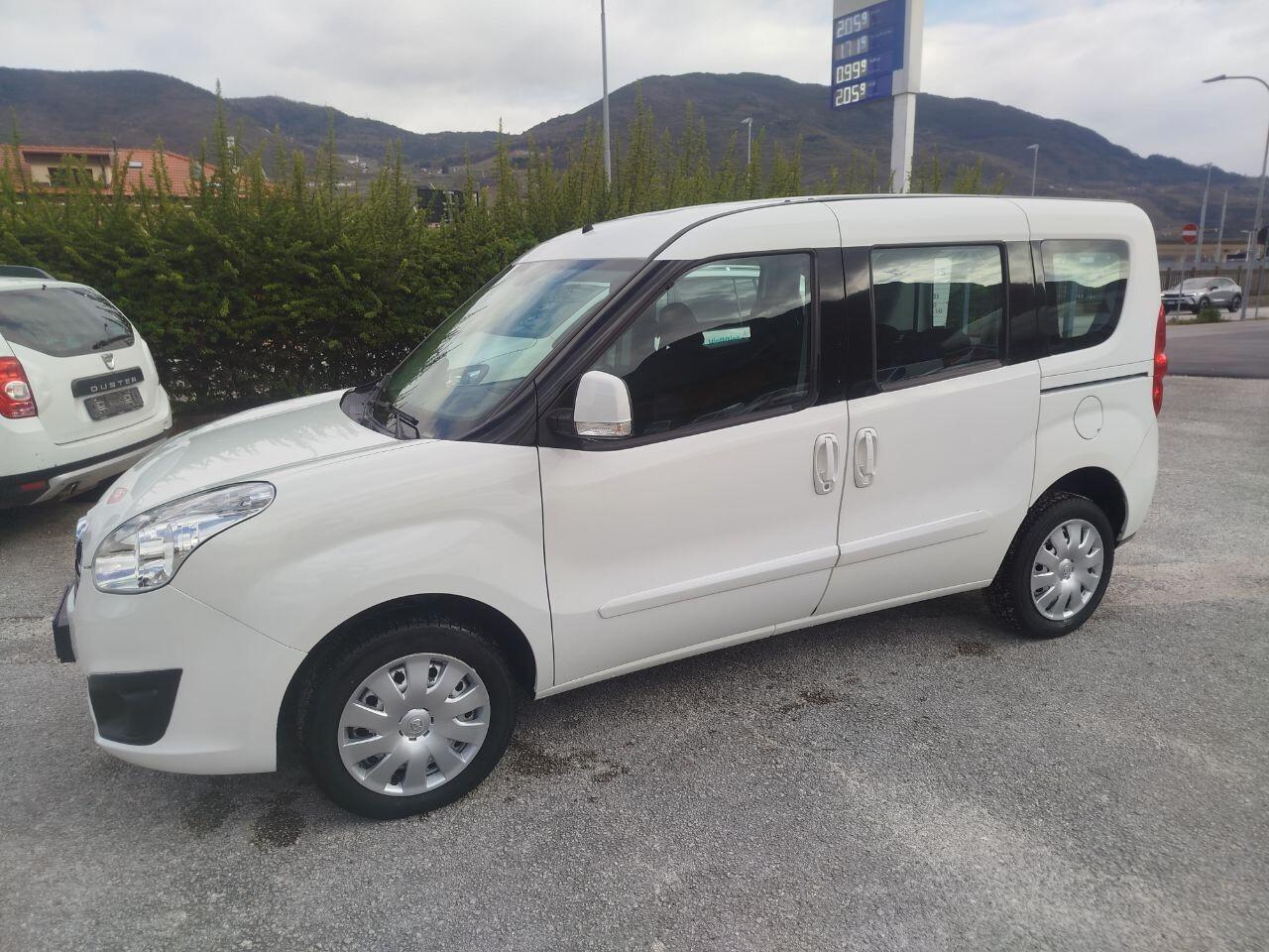 Opel Combo 1.4 Turbo EcoM 120CV PC-TN Cosmo