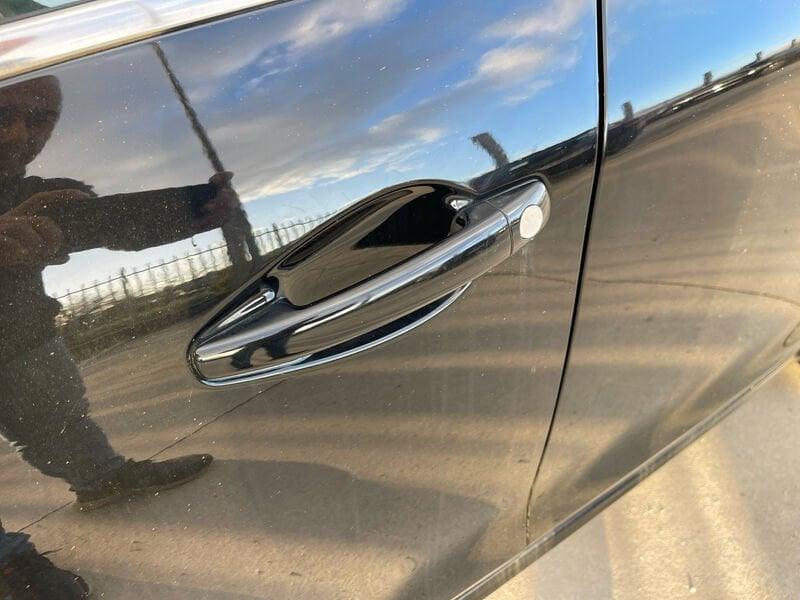 Peugeot 208 Allure BlueHDi 75cv