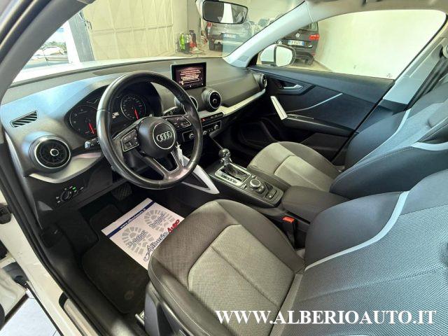 AUDI Q2 30 TDI S tronic Identity Black