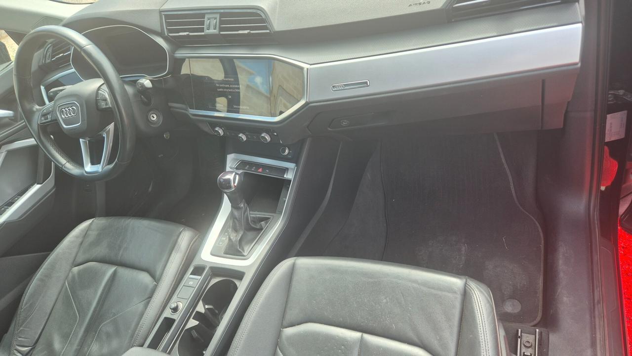Audi Q3 35 TDI S tronic Sport Business Advanced