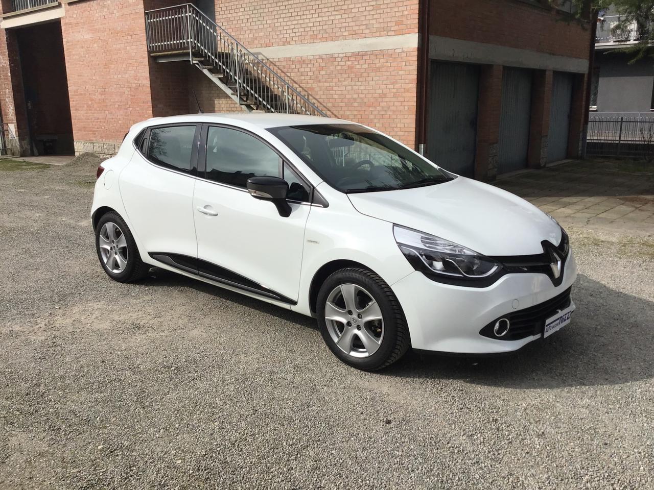 Renault Clio 1.2 75CV 5 porte Costume National