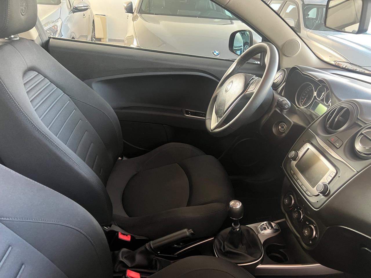 Alfa Romeo MiTo 1.3 JTDm 95 CV S&S Urban
