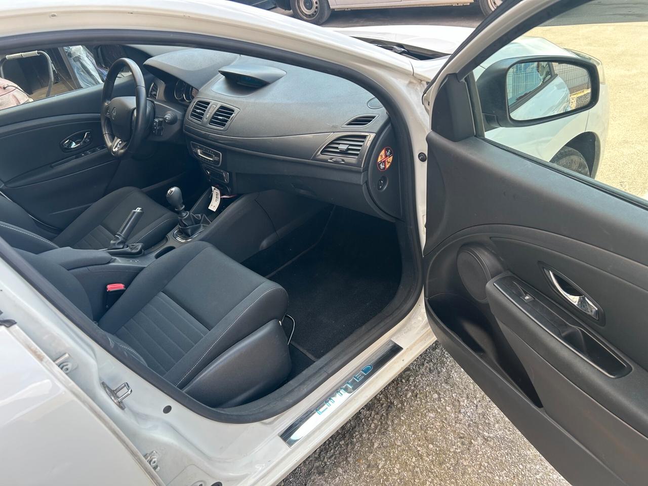 Renault Megane Mégane 1.5 dCi 110CV SporTour Limited 79.000 KM