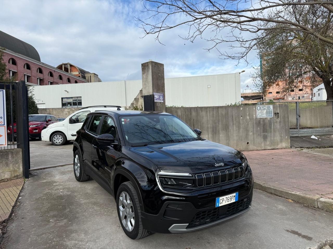 Jeep AVENGER TURBO KM. 30.000 09/2023