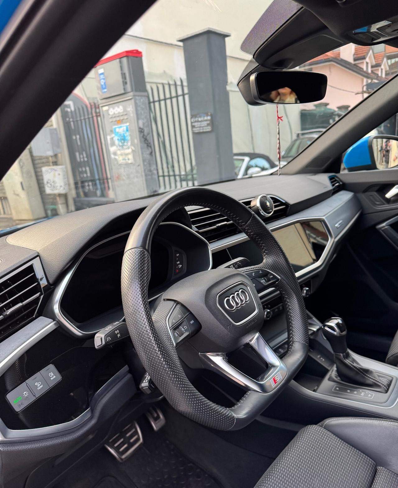 Audi Q3 Sportback 2.0 TDI S line edition Blu Turbo