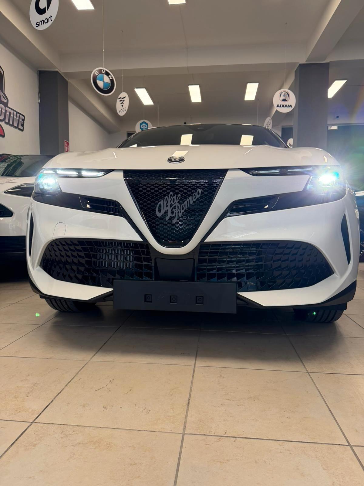Alfa Romeo Junior 1.2 145 CV Hybrid eDCT6 RATE DA 260 AL MES