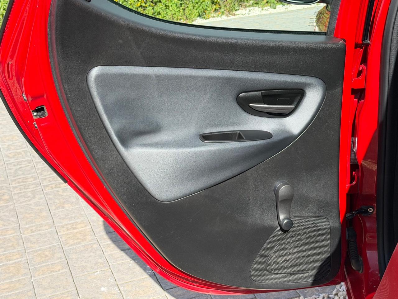 Lancia Ypsilon 1.3 MJT 16V 95 CV 5 porte Euro 6