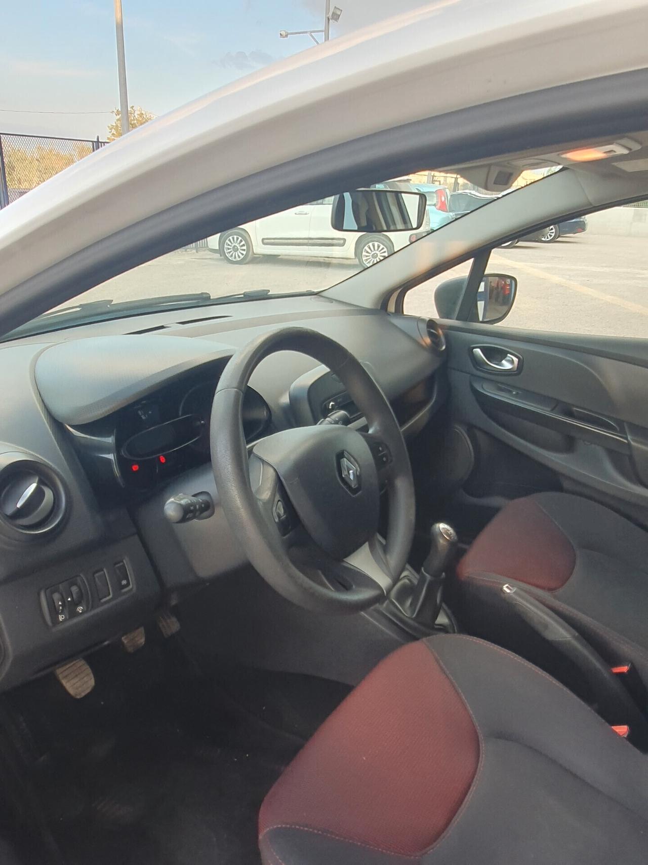 Renault Clio dCi 8V 90CV 5 porte - USATO