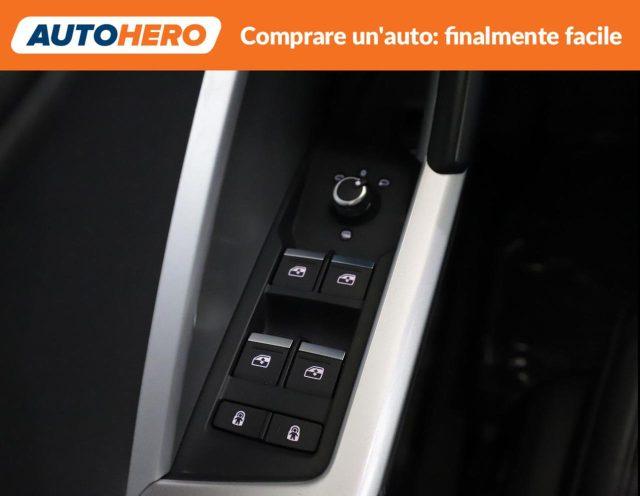 AUDI Q3 40 TFSI quattro S tronic Business Advanced