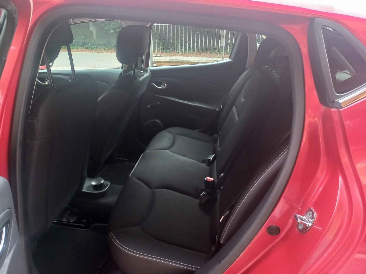 Renault Clio 1.2 75 CV 5 porte Duel