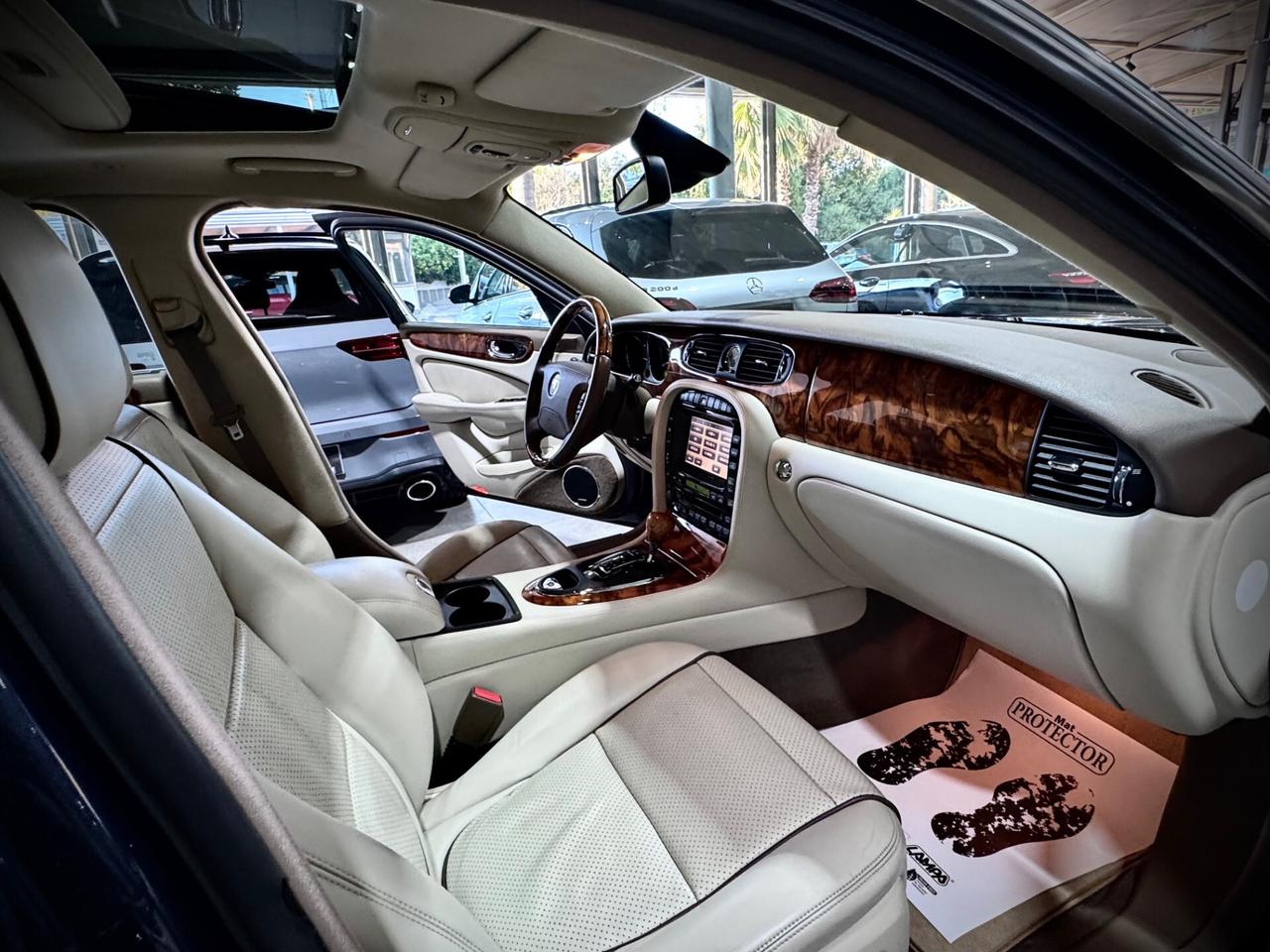 Jaguar XJ Sovereign