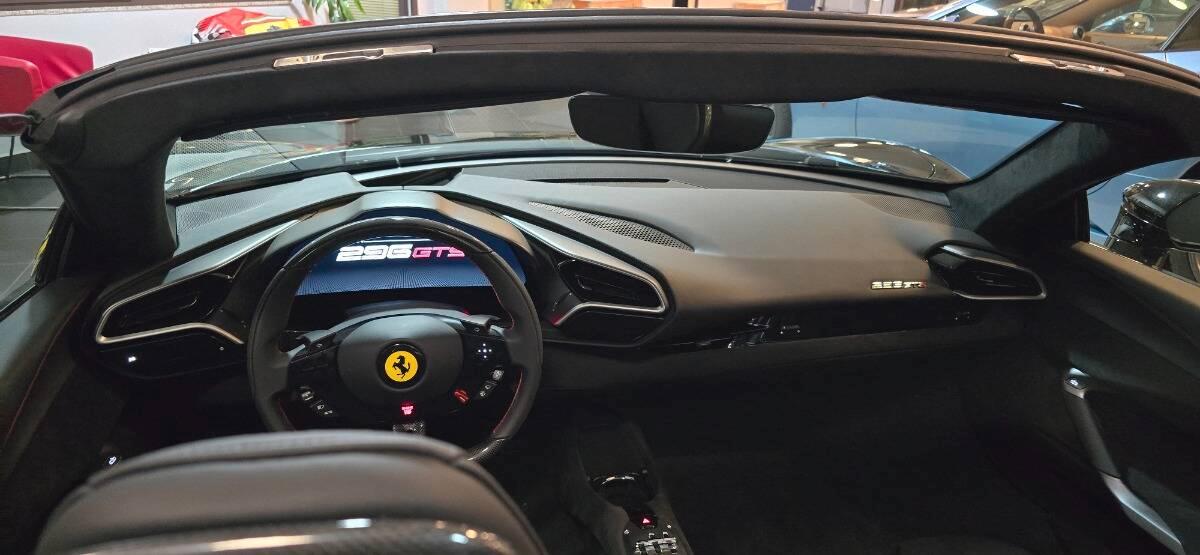 Ferrari 296 GTS *NUOVA - DEMO EXTRACAMPIONARIO *