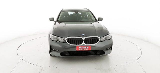 BMW 320 d Touring mhev 48V xdrive Business Advantage auto