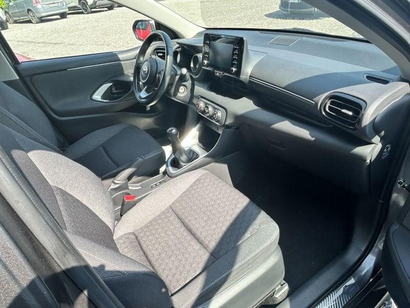 Toyota Yaris 1.0 Trend BZ MT MY22
