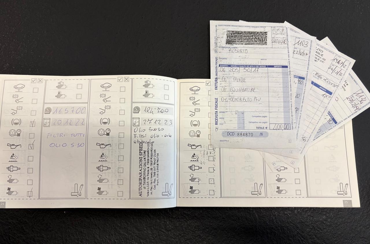 BMW 116D - FARI XENO - KM CERTIFICATI