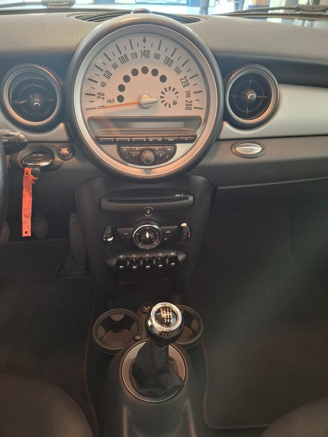 Mini 1.6 16V One (55kW)