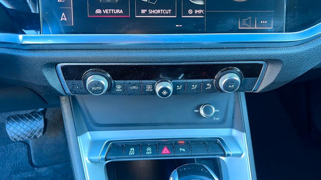 Audi Q3 2.0 TDI 150 CV S tronic Business