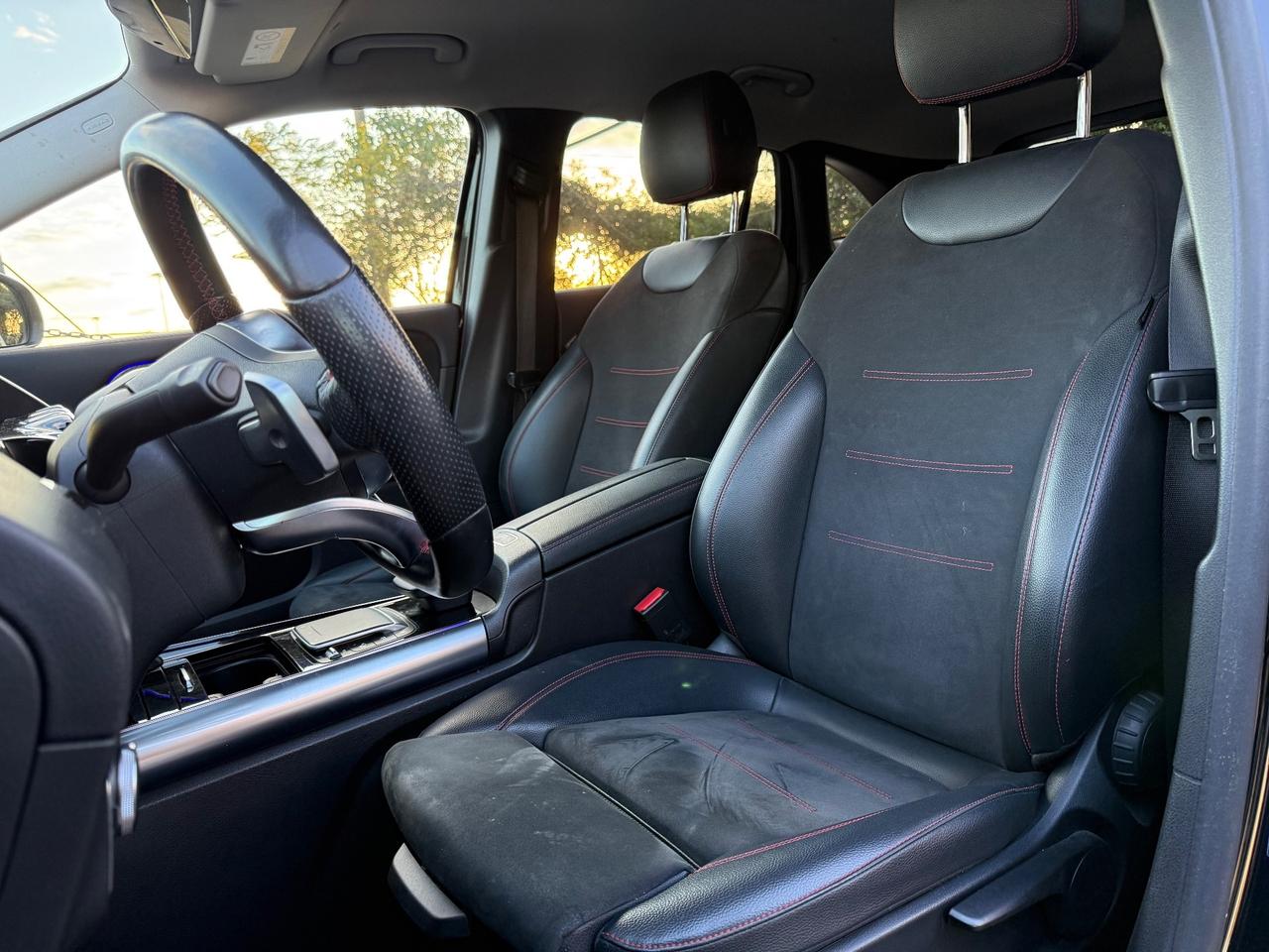 Mercedes-benz GLA 200 d Automatic Premium Amg Pack Night