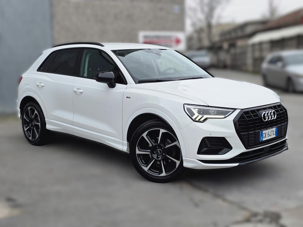Audi Q3 35 TDI S tronic line edition gancio traino